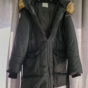 Modern Eternity Maternity Black Puffer Jacket with Faux Fur Trim